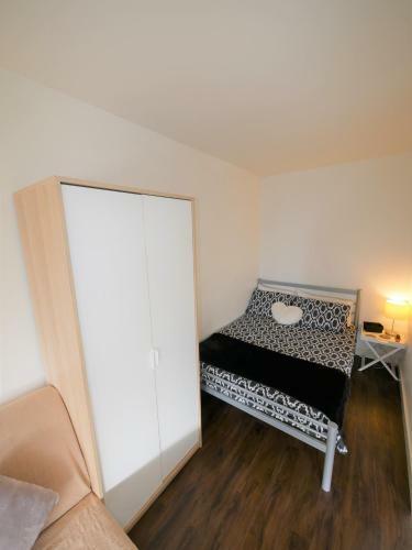 Hill House Holiday Apartments