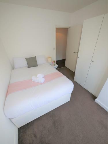 Hill House Holiday Apartments