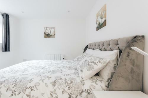 Apartamento Spacious Two Bedroom Flat Near Town Centre