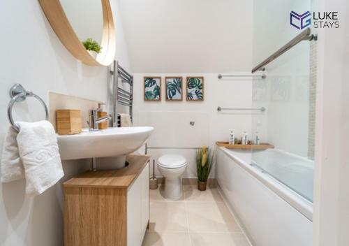Apartamento Stunning Large Studio Apt Centrally Placed & Nr Beach