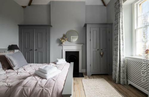 Cotsall House