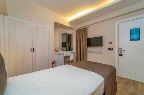 Hotel Ece Marina Suit
