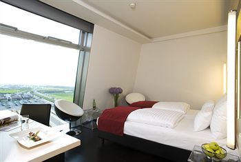 Hotel Pannonia Tower