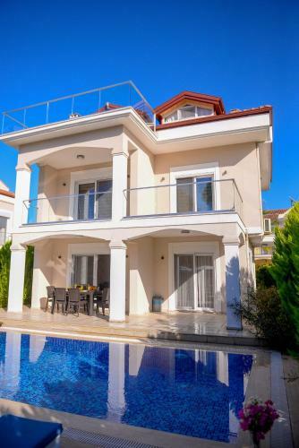 Villa Cal?s 2