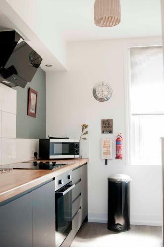 Chandos Apartments