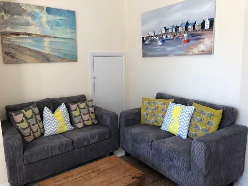 Seaview Cottages