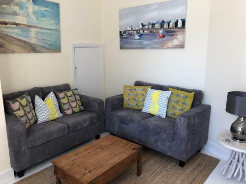 Seaview Cottages