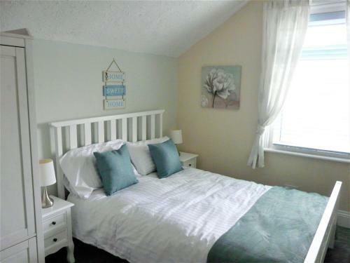 Apartment 3 Marina Holiday Apartments
