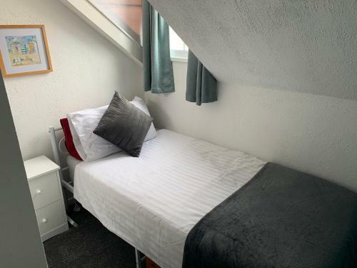 Apartment 3 Marina Holiday Apartments