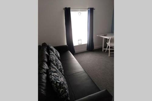 Apartamento Holiday Let By The Sea