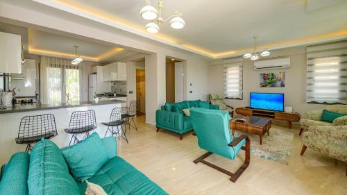 Amore 2 - 4 Bedroom Villa In Hisaronu