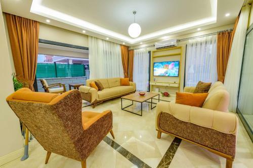 Charming Villa With Central Location In Fethiye