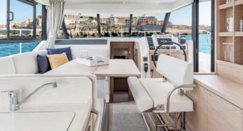 Renas Yacht