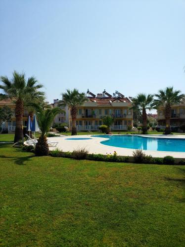 Beatiful Apartment With Two Pools And Nice Garden