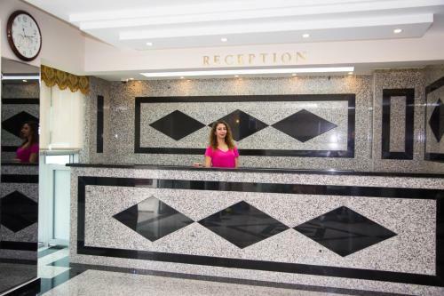 Nana Hotel