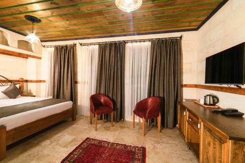 Sapphire Stone Hotel