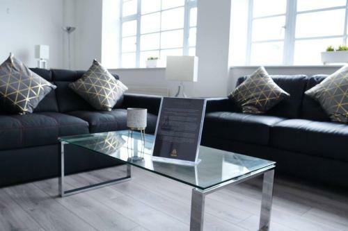 Modern Apartment, Amazing Central Location