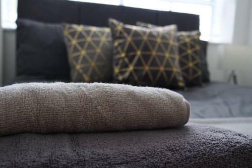 Modern Apartment, Amazing Central Location