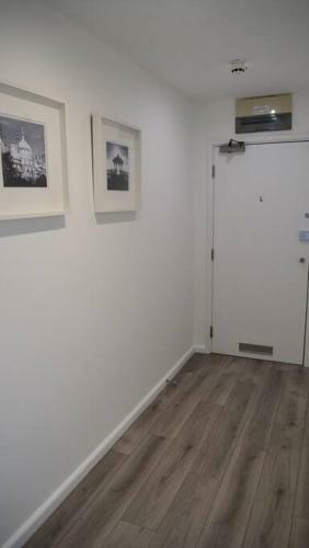 Modern Apartment, Amazing Central Location