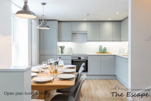 The Escape; The Ideal Getaway On Brighton Seafront