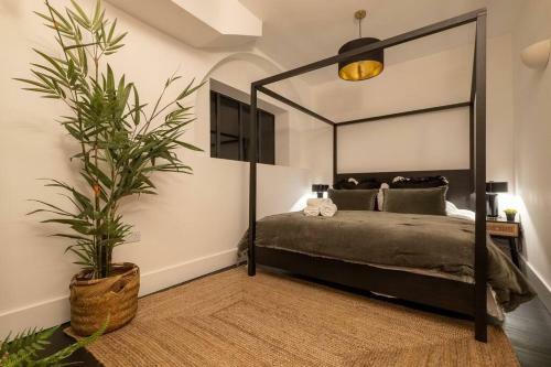 Boutique Style 3-bed House With Private Terrace