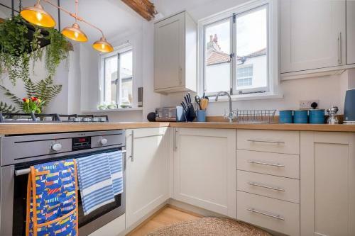 Boutique Style 3-bed House With Private Terrace
