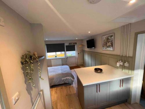 Apartamento Seaview 1 Bed Open Condo - Free Parking
