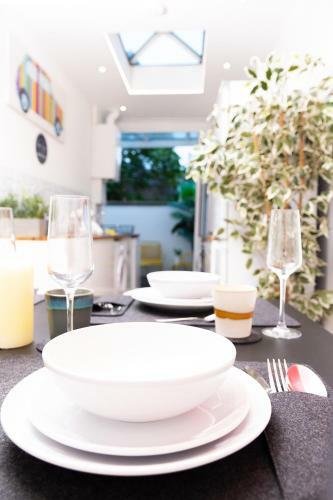 4bd Hidden Gem By Brighton Station