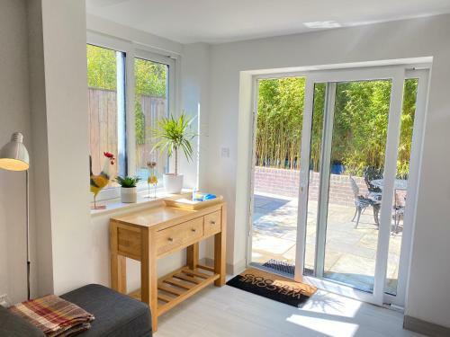 Amber Lodge Hickstead-b