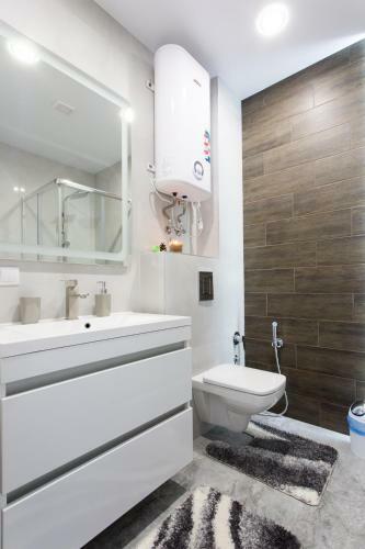 New Apartment Near Shevchenko Park