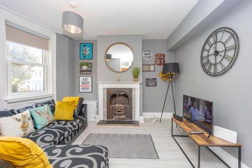 Funky 3bedroom House Next To Brighton Station