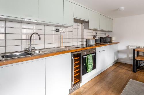 Central Grand Parade Apartment