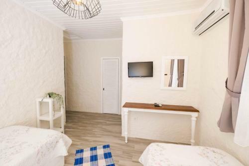 Herakles Hotel