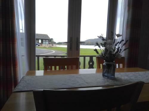 Villa Tegid Lodge- Pine Lake Resort