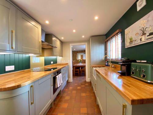 Hambrook House Canterbury - New Luxury Guest House