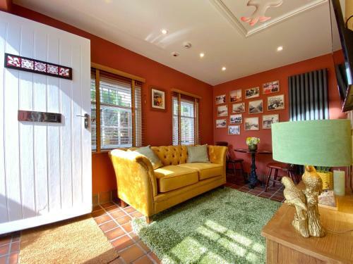 Hambrook House Canterbury - New Luxury Guest House