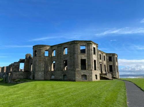 Castleshaw Holiday Home