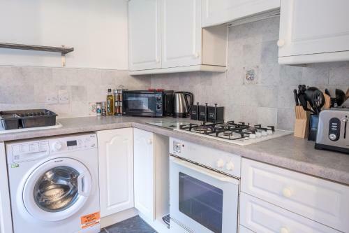 Apartamento Um Living Stays - Sleeps 7