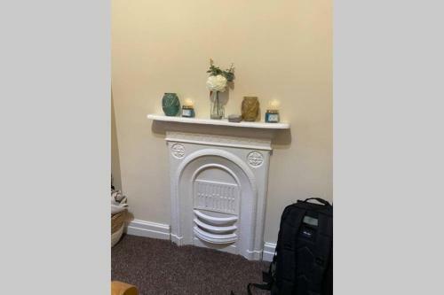 Riverside City Centre House With Hot Tub And Pool Table - Great For Groups!