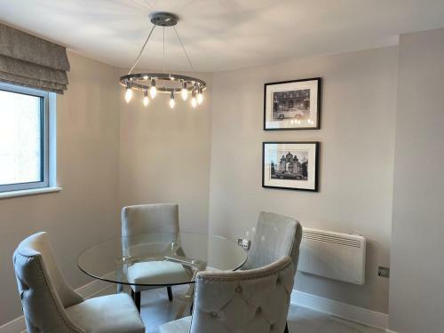 Exclusive Cardiff City Centre Apartment