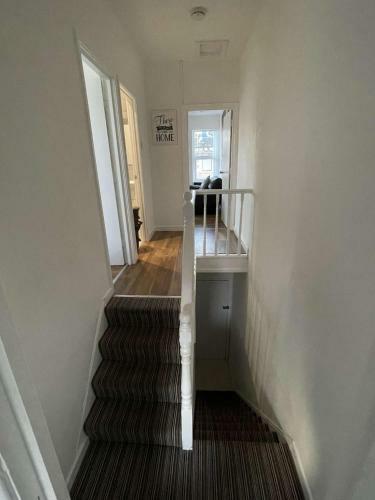 Stunning 2 Bed Apartment Close To Cardiff Central