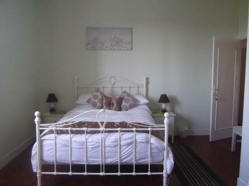 Bed & Breakfast Chambres D'h�tes Gondeville