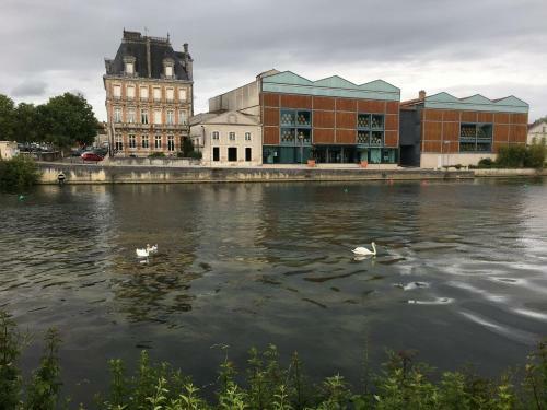 Bed & Breakfast Chambres D'h�tes Gondeville