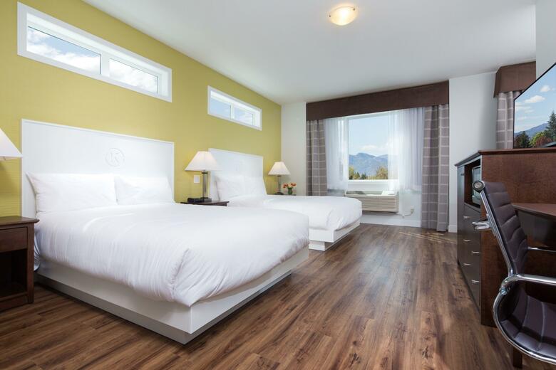 Hotel Kelowna Inn & Suites