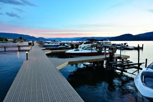 Hotel Manteo Resort