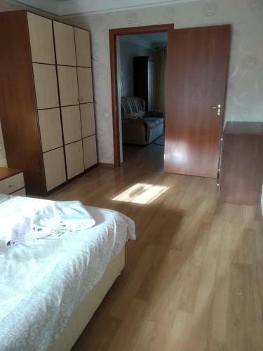 Apartamento Comfortable Flat Near Dnieper & 12 Min. Of Centre