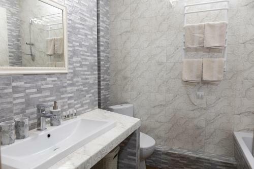 Apartamento Help To Ukraine Kyiv