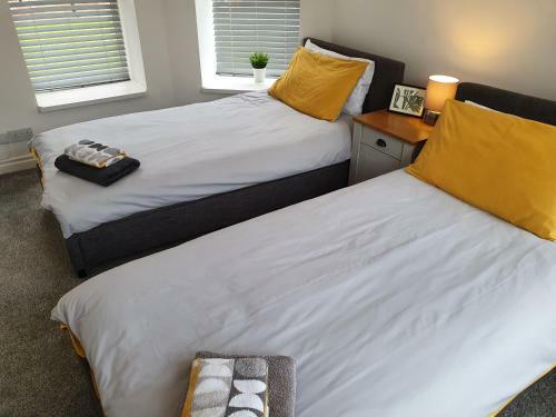 Apartamento Pretty Properties- 14 Larchfield House