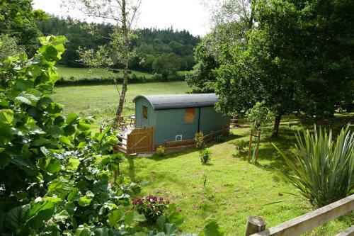 Lodge The Lookout Shepherd's Hut
