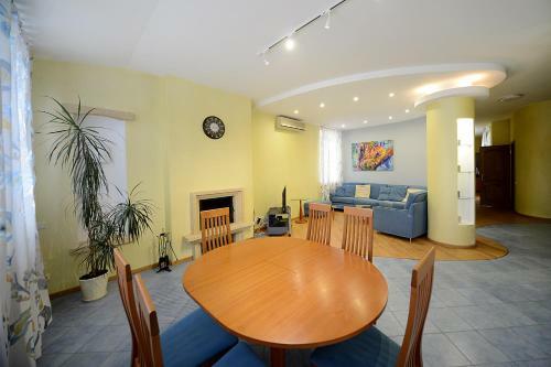 Artol Sophia Apartment
